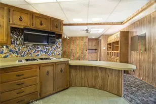 1387 Bishop, Hemet, CA 92545 - Photo 8