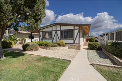 1387 Bishop, Hemet, CA 92545 - Photo 4