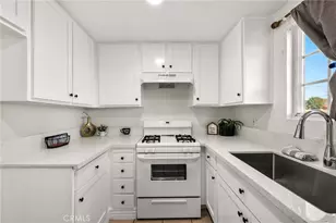 17425 Arrow Bl, Fontana, CA 92335 - Photo 16