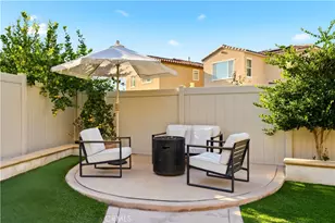 38369 Windingwalk Dr, Murrieta, CA 92563 - Photo 4
