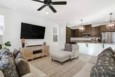 38369 Windingwalk Drive, Murrieta, CA 92563 - Photo 4