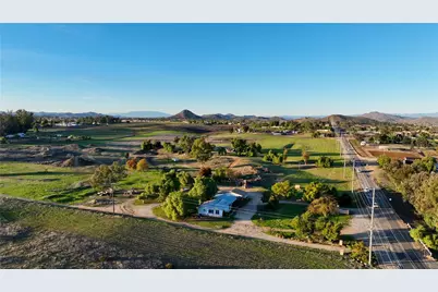 33045 Briggs Road, Menifee, CA 92584 - Photo 12