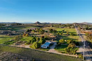 33045 Briggs Rd, Menifee, CA 92584 - Photo 12