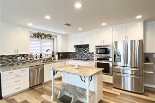 22761 Granite Dome, Canyon Lake, CA 92587 - Photo 12