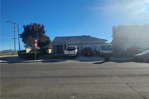 28455 Red Apple Rd, Menifee, CA 92585 - Photo 2