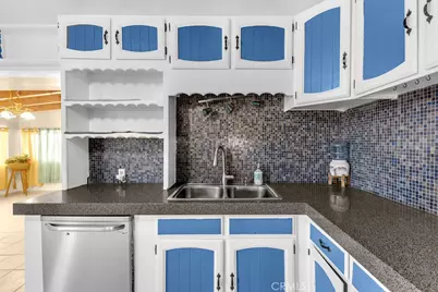 1998 Cambria Avenue, Landers, CA 92285 - Photo 16