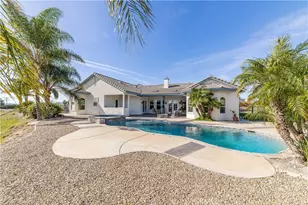 25025 Las Palmeras Dr, Temecula, CA 92590 - Photo 46