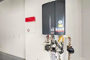 27166 Canyon Rock Ct, Moreno Valley, CA 92555 - Photo 42