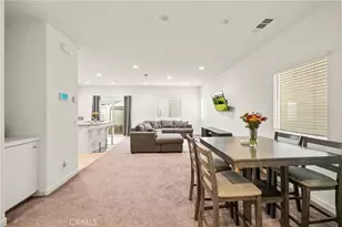 27166 Canyon Rock Ct, Moreno Valley, CA 92555 - Photo 4