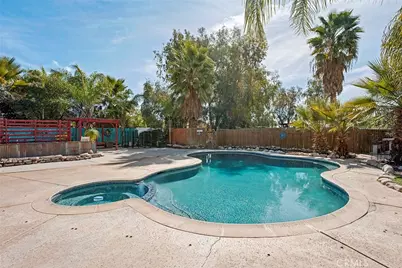 40069 Newport, Hemet, CA 92543 - Photo 34