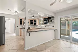 40069 Newport, Hemet, CA 92543 - Photo 10