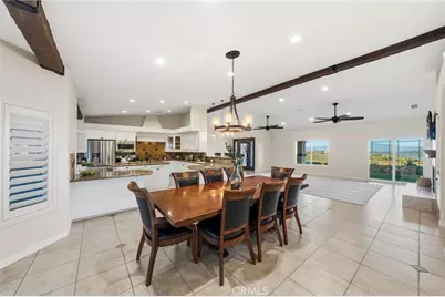 40055 Valle Vista, Murrieta, CA 92562 - Photo 16