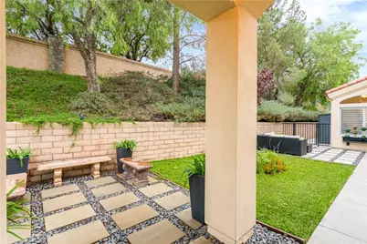 37865 Bear View Circle, Murrieta, CA 92562 - Photo 8