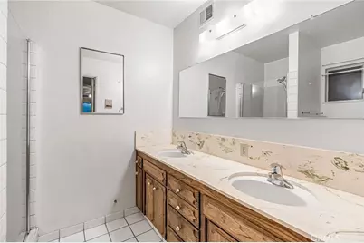 3072 W Indianapolis, Fresno, CA 93722 - Photo 16