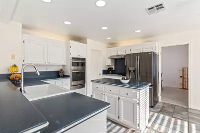 22997 Sweetbay, Wildomar, CA 92595 - Photo 10