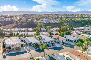 38200 Via Del Largo, Murrieta, CA 92563 - Photo 4