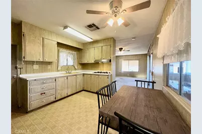 332 N Lyon #105, Hemet, CA 92543 - Photo 12