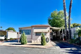 332 N Lyon, Hemet, CA 92543 - Photo 4