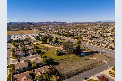 36562 Van Gaale, Winchester, CA 92596 - Photo 10