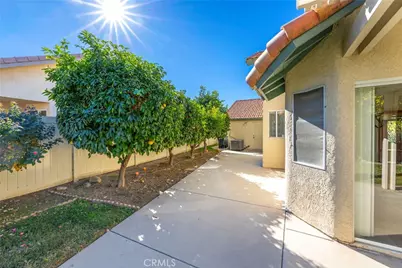 2357 Calona, San Jacinto, CA 92583 - Photo 32