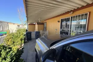 1400 Camino Real Cir, Hemet, CA 92543 - Photo 2