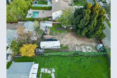 17806 Erwin St, Encino, CA 91316 - Photo 48