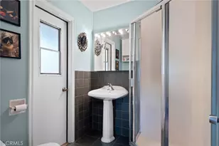 17806 Erwin St, Encino, CA 91316 - Photo 22