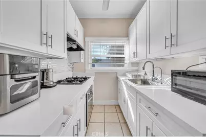 4125 S Figueroa Street #218, Los Angeles, CA 90037 - Photo 1