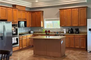 699 Winners Cir, San Jacinto, CA 92582 - Photo 2