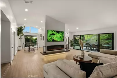 22207 Vacation, Canyon Lake, CA 92587 - Photo 2