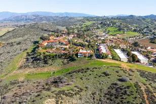 31940 Del Cielo Este, Bonsall, CA 92003 - Photo 38