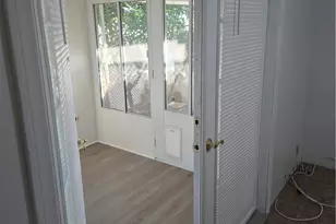 42751 Florida, Hemet, CA 92544 - Photo 8