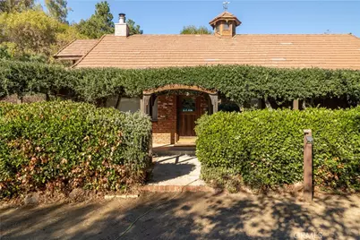 41667 Kalmia, Murrieta, CA 92562 - Photo 2