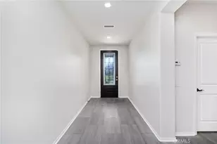 30616 Aspen Glen, Murrieta, CA 92563 - Photo 6