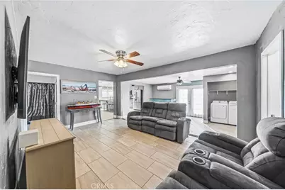 530 Park, Perris, CA 92570 - Photo 14