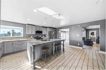 530 Park, Perris, CA 92570 - Photo 2