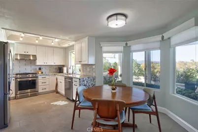 40581 Via Amapola, Murrieta, CA 92562 - Photo 24