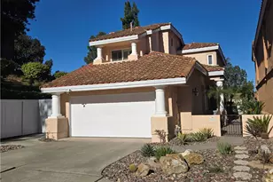 1510 Golfcrest Pl, Vista, CA 92081 - Photo 2