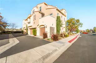 31210 Strawberry Tree Ln, Temecula, CA 92592 - Photo 38