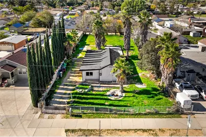 1049 Beaumont, Beaumont, CA 92223 - Photo 2