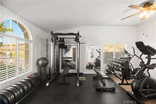 32816 Autumn Wood Cir, Lake Elsinore, CA 92530 - Photo 10