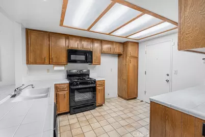 1329 Hickory Drive, Hemet, CA 92545 - Photo 12
