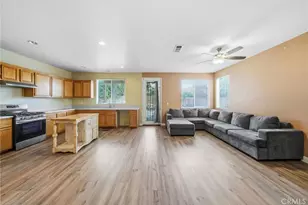 15158 Spinnaker Dr, Lake Elsinore, CA 92530 - Photo 10