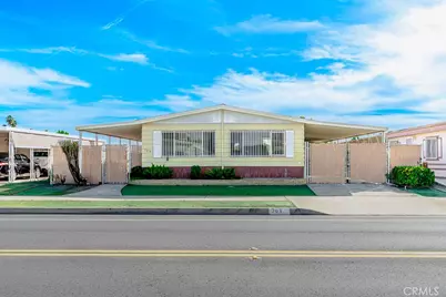 793 W Johnston, Hemet, CA 92543 - Photo 2