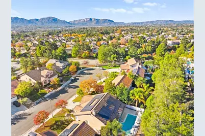 43126 Lancashire, Temecula, CA 92592 - Photo 4