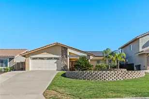 30698 Long Point, Canyon Lake, CA 92587 - Photo 2