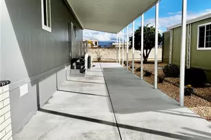 2205 W Acacia Ave, Hemet, CA 92545 - Photo 2