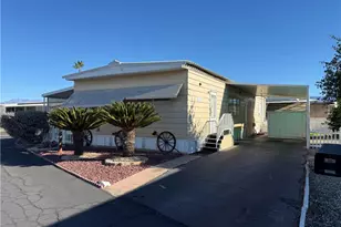 332 N Lyon, Hemet, CA 92543 - Photo 1