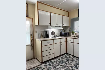 332 N Lyon, Hemet, CA 92543 - Photo 12