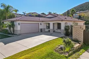 23429 Cheyenne Canyon Dr, Menifee, CA 92587 - Photo 2